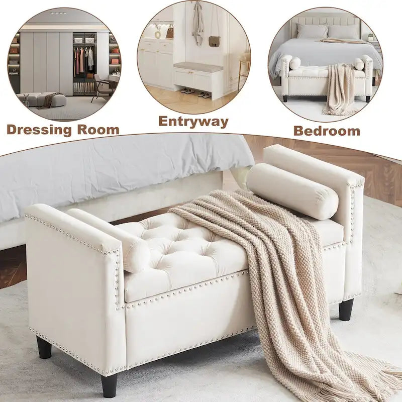 Banc de rangement capitonné en velours avec accoudoirs et garniture cloutée – Blanc crème / Noir / Gris, 3 places