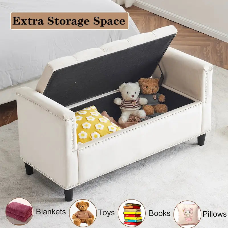 Banc de rangement capitonné en velours avec accoudoirs et garniture cloutée – Blanc crème / Noir / Gris, 3 places