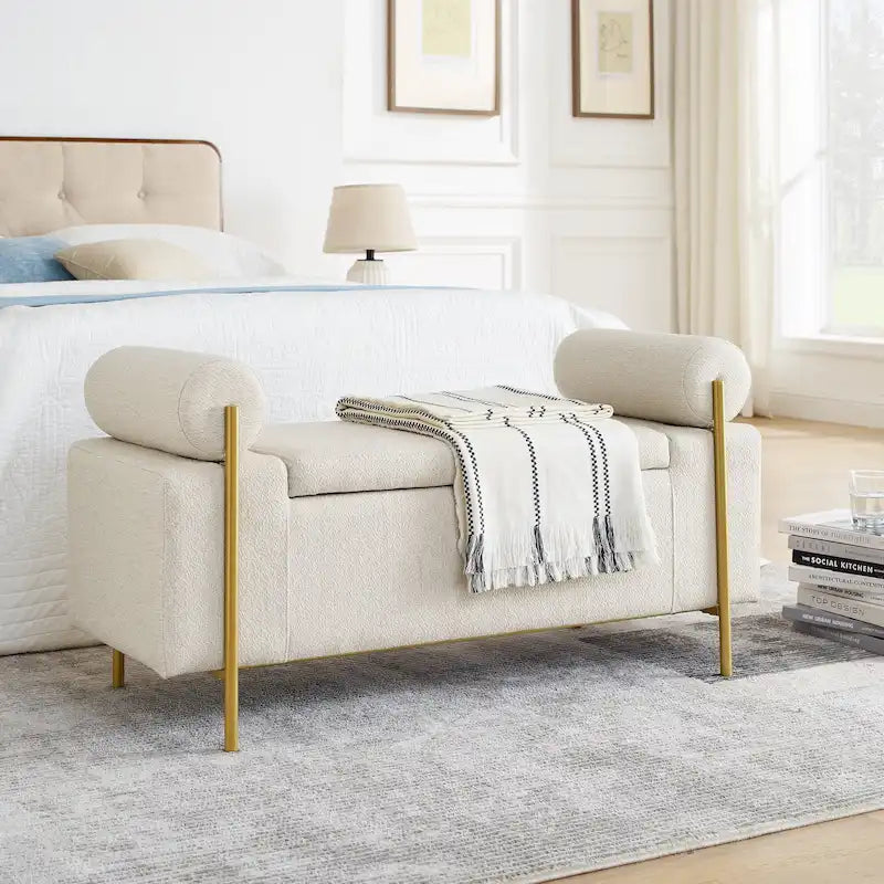 Banc de rangement en lin blanc/beige avec accoudoirs cylindriques et pieds dorés – 1 place