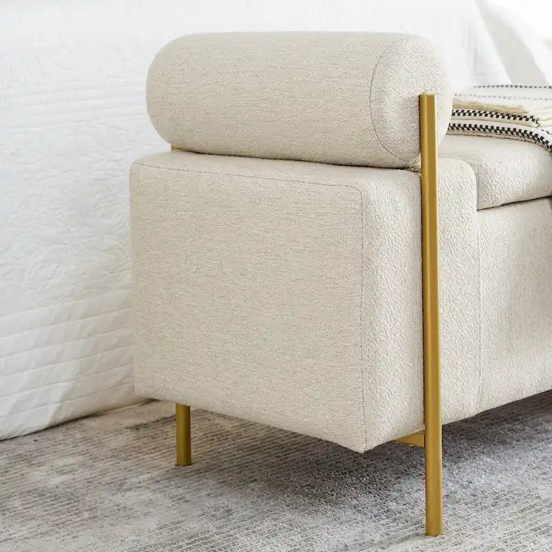 Banc de rangement en lin blanc/beige avec accoudoirs cylindriques et pieds dorés – 1 place